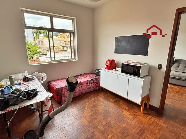 Apartamento 3 quartos e 2 banheiros, à venda, no bairro Carlos Prates em Belo Horizonte