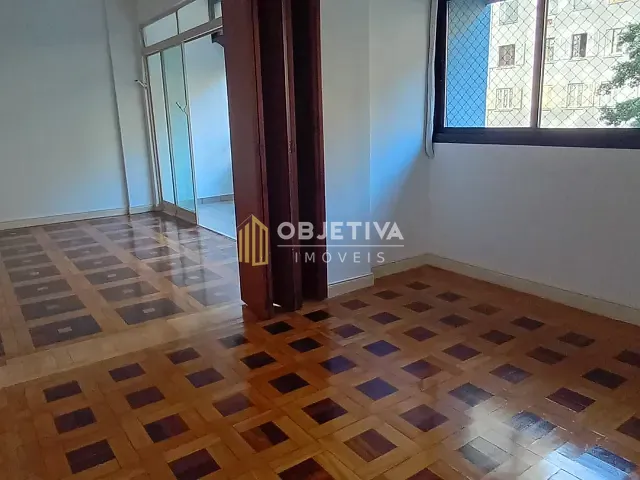 Apartamento 3 quartos e 2 banheiros, à venda, no bairro Centro Histórico em Porto Alegre