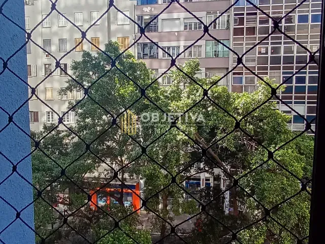 Apartamento 3 quartos e 2 banheiros, à venda, no bairro Centro Histórico em Porto Alegre