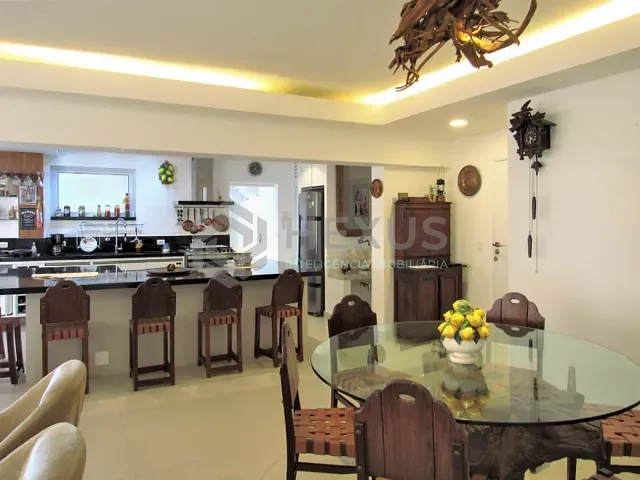 Apartamento 3 quartos e 5 banheiros, à venda, no bairro Pitangueiras em Guarujá