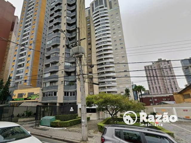 Apartamento 2 quartos e 1 banheiro, para alugar, no bairro Centro em Curitiba
