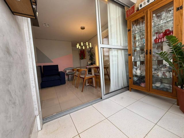 Apartamento 3 quartos e 2 banheiros, à venda, no bairro Castelo em Belo Horizonte