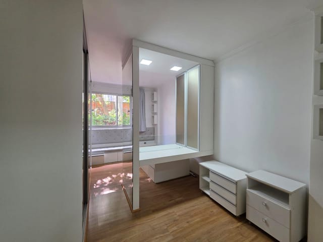 Apartamento com 77m² 2 quartos e 1 banheiro, à venda, no bairro Nossa Senhora de Lourdes em Caxias do Sul