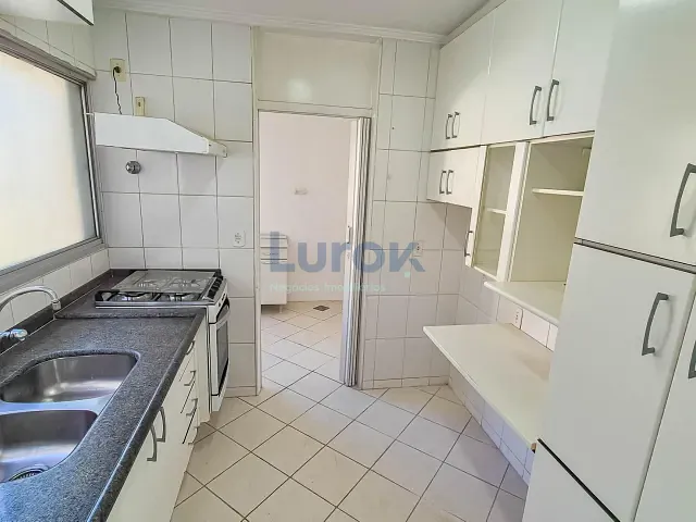 Apartamento com 95m² 3 quartos e 2 banheiros, à venda ou para alugar, no bairro Bela Vista em Valinhos