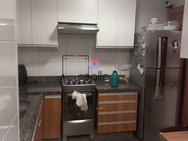 Apartamento 3 quartos e 2 banheiros, à venda, no bairro Estoril em Belo Horizonte