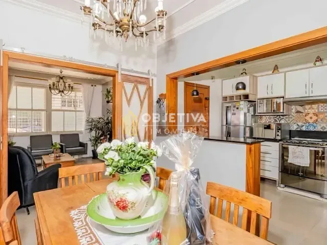 Apartamento com 118m² 3 quartos e 2 banheiros, à venda, no bairro Santana em Porto Alegre