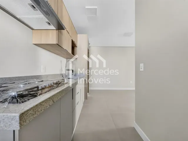 Apartamento com 70m² 2 quartos e 2 banheiros, para alugar, no bairro Centro em Itajaí
