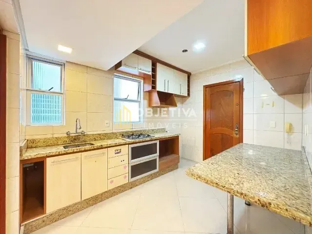 Apartamento 3 quartos e 2 banheiros, à venda, no bairro Santana em Porto Alegre