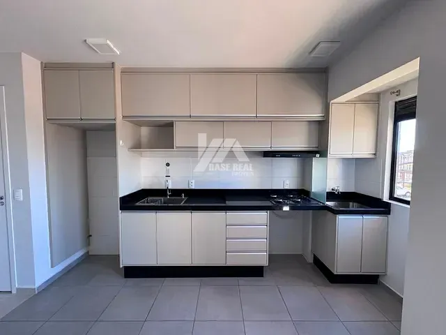 Apartamento 3 quartos e 1 banheiro, para alugar, no bairro Batel em Guarapuava