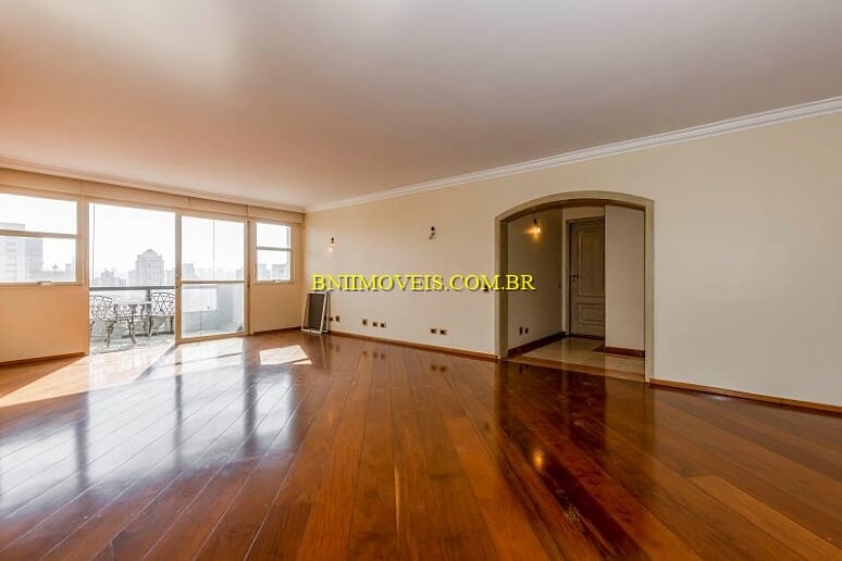 Apartamento, 3 quartos, 236 m² - Foto 1