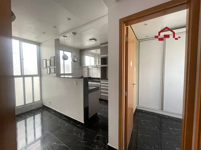 Apartamento 2 quartos e 1 banheiro, à venda, no bairro Califórnia em Belo Horizonte