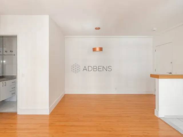 Apartamento 2 quartos e 2 banheiros, para alugar, no bairro Vila Olímpia em São Paulo
