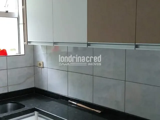 Apartamento com 76m² 2 quartos e 1 banheiro, à venda, no bairro Jardim Santa Cruz em Londrina