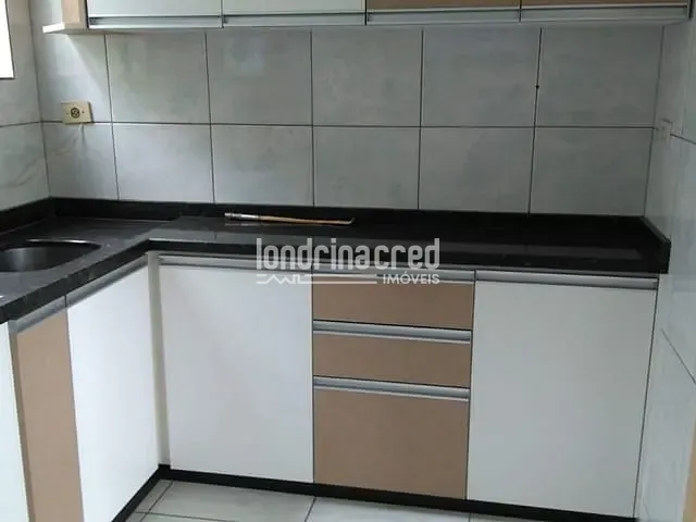 Apartamento com 76m² 2 quartos e 1 banheiro, à venda, no bairro Jardim Santa Cruz em Londrina