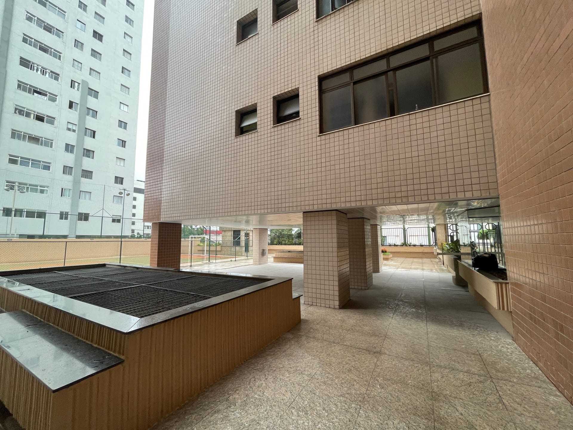 Apartamento à venda com 3 quartos e suíte no bairro Coração Eucarístico – Belo Horizonte/MG