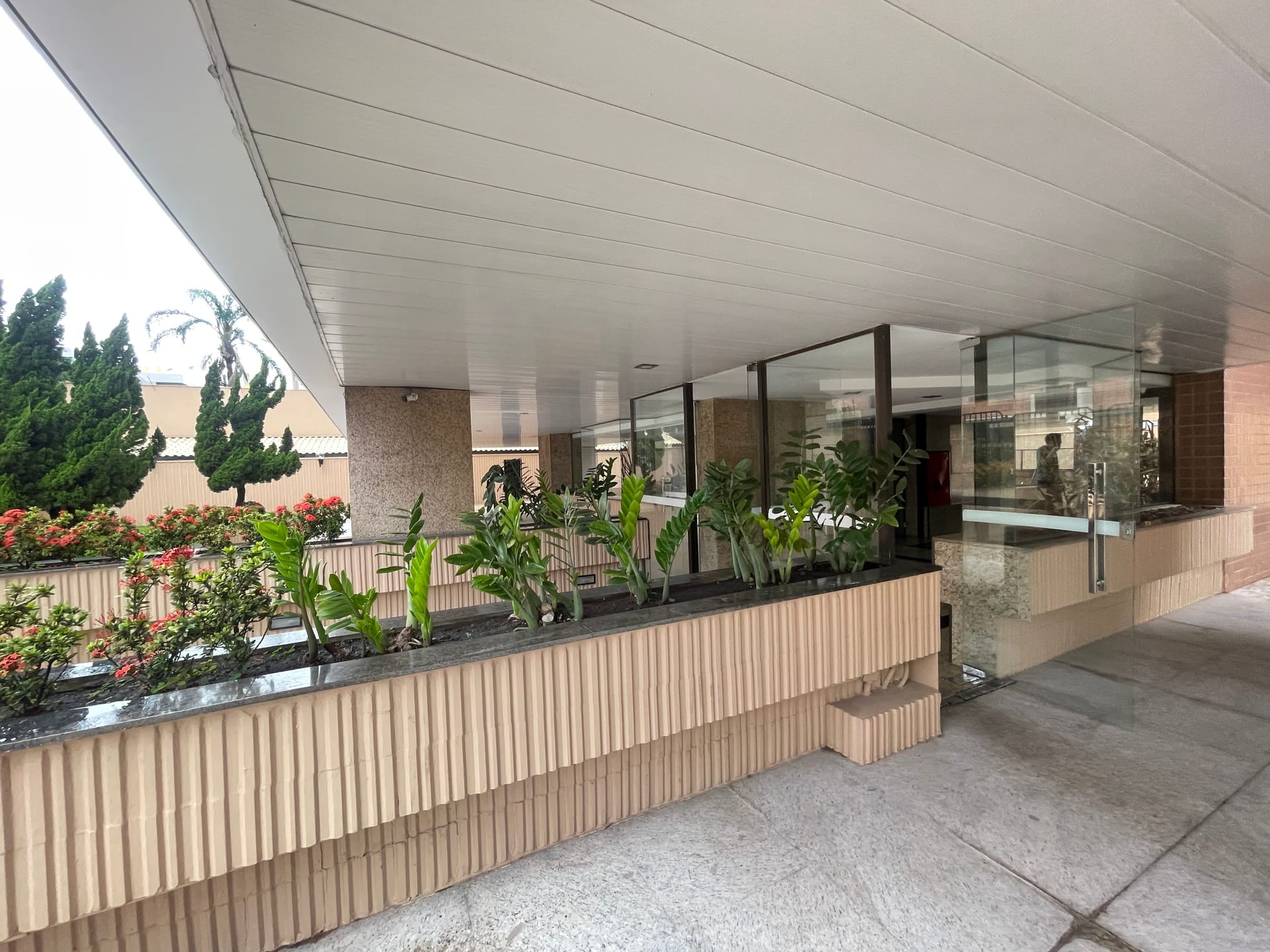 Apartamento à venda com 3 quartos e suíte no bairro Coração Eucarístico – Belo Horizonte/MG