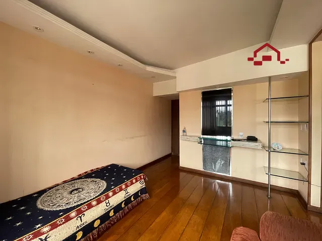 Apartamento 3 quartos e 2 banheiros, à venda, no bairro Coração Eucarístico em Belo Horizonte