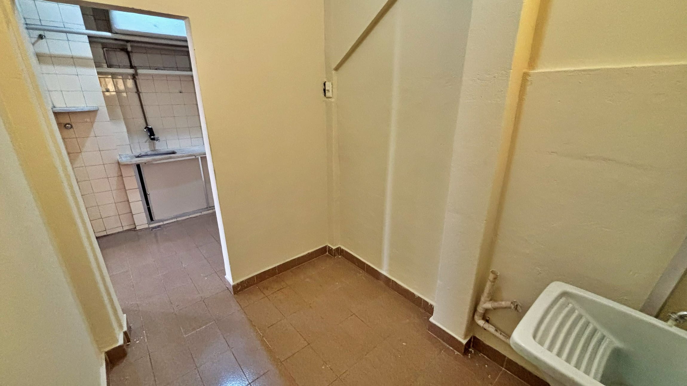 Apartamento à venda com 1 quarto e vaga de estacionamento no Condomínio IAPI, Bairro São Cristóvão – Belo Horizonte/MG.