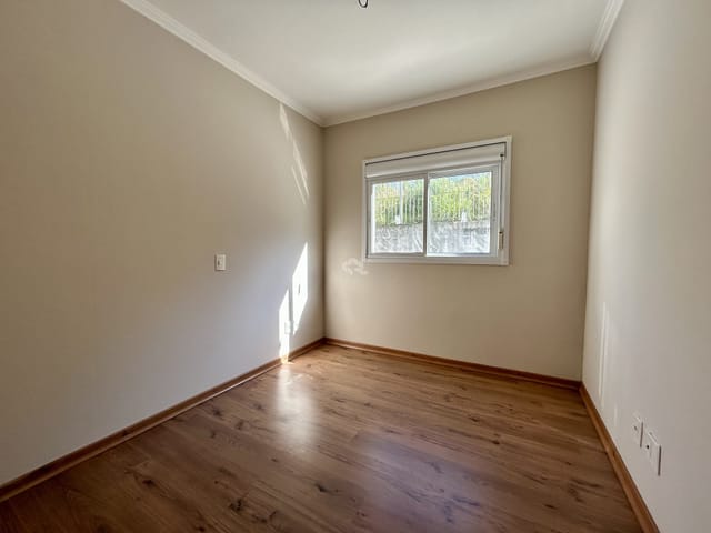 Apartamento 3 quartos e 1 banheiro, à venda, no bairro Diamantino em Caxias do Sul