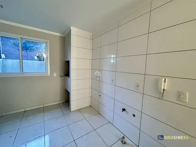 Apartamento 3 quartos e 1 banheiro, à venda, no bairro Diamantino em Caxias do Sul