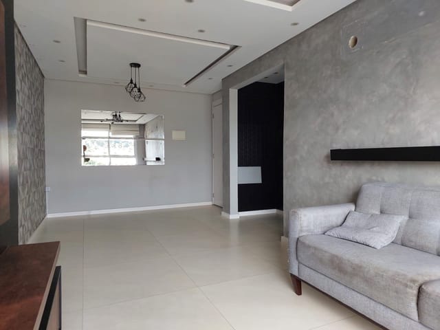 Apartamento com 102m² 3 quartos e 2 banheiros, à venda, no bairro Cavalhada em Porto Alegre