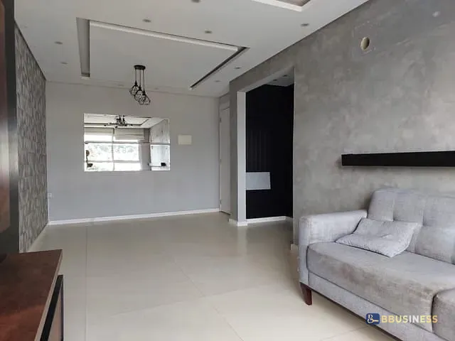 Apartamento com 102m² 3 quartos e 2 banheiros, à venda, no bairro Cavalhada em Porto Alegre