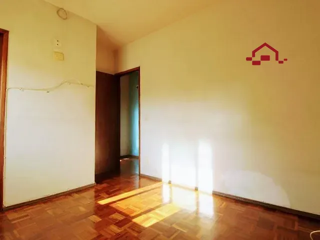 Apartamento 3 quartos e 2 banheiros, à venda, no bairro Carlos Prates em Belo Horizonte