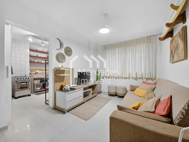 Apartamento com 60m² 3 quartos e 2 banheiros, para alugar, no bairro Centro em Balneário Camboriú