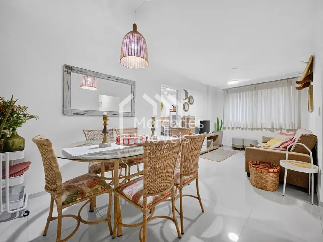 Apartamento com 60m² 3 quartos e 2 banheiros, para alugar, no bairro Centro em Balneário Camboriú