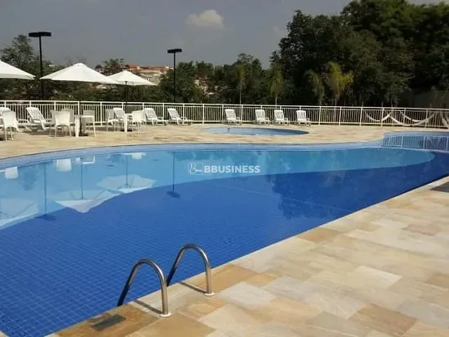 Apartamento 2 quartos e 1 banheiro, para alugar, no bairro Jardim Monte Alegre em Taboão da Serra