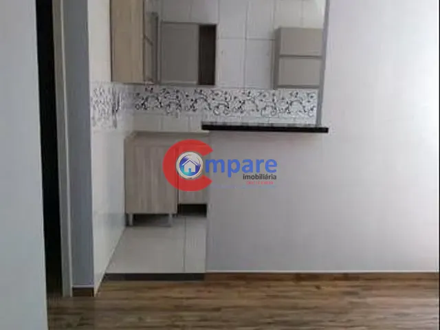 Apartamento com 45m² 2 quartos e 1 banheiro, à venda, no bairro Água Chata em Guarulhos