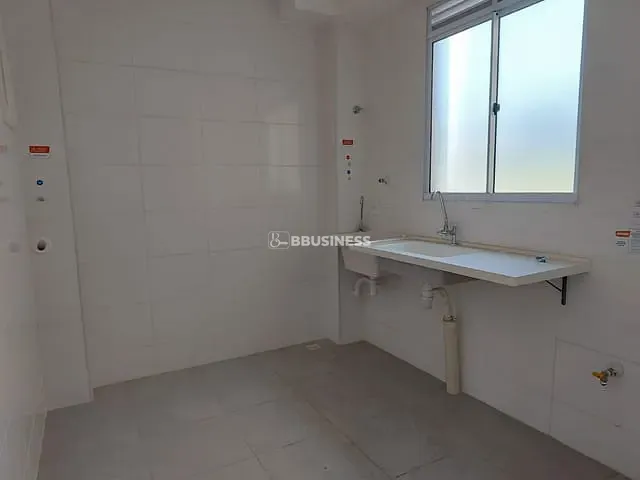 Apartamento com 53m² 2 quartos e 1 banheiro, à venda, no bairro Cavalhada em Porto Alegre