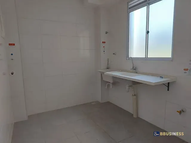 Apartamento com 53m² 2 quartos e 1 banheiro, à venda, no bairro Cavalhada em Porto Alegre