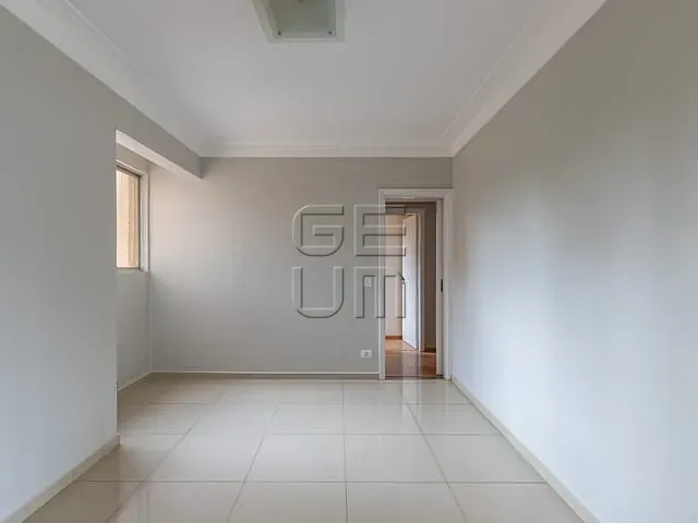 Apartamento 3 quartos e 3 banheiros, à venda, no bairro Centro em Londrina