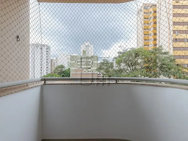 Apartamento 3 quartos e 3 banheiros, à venda, no bairro Centro em Londrina