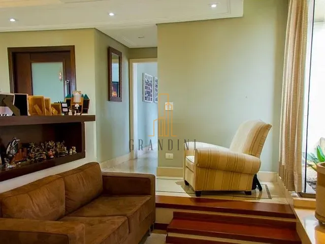 Apartamento com 248m² 3 quartos e 2 banheiros, à venda, no bairro Vila Gilda em Santo André