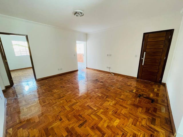 Apartamento 4 quartos e 2 banheiros, para alugar, no bairro Santa Efigênia em Belo Horizonte