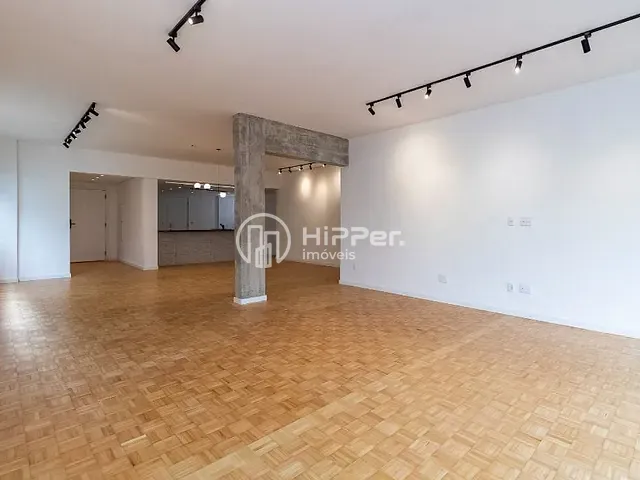Apartamento 3 quartos e 2 banheiros, à venda, no bairro Cerqueira César em São Paulo