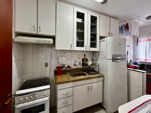 Apartamento 2 quartos e 2 banheiros, à venda, no bairro Enseada em Guarujá