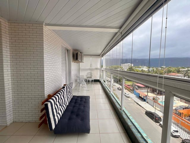 Apartamento 2 quartos e 2 banheiros, à venda ou para alugar, no bairro Centro em Bertioga