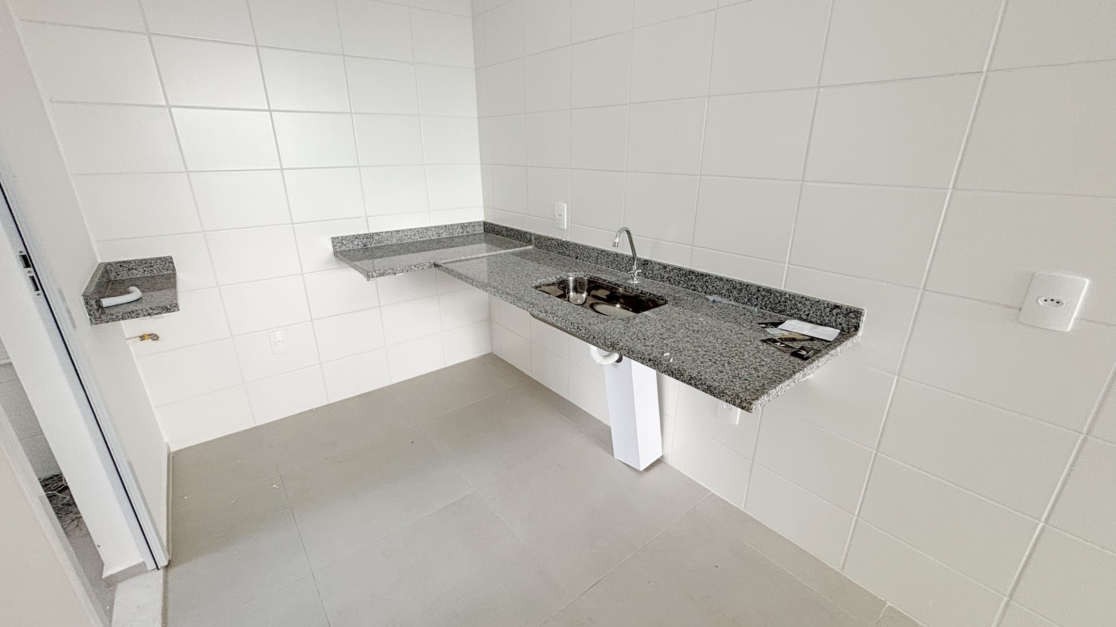 Apartamento para alugar com 3 quartos, suíte e 2 vagas no Bairro Palmeiras em Belo Horizonte/MG