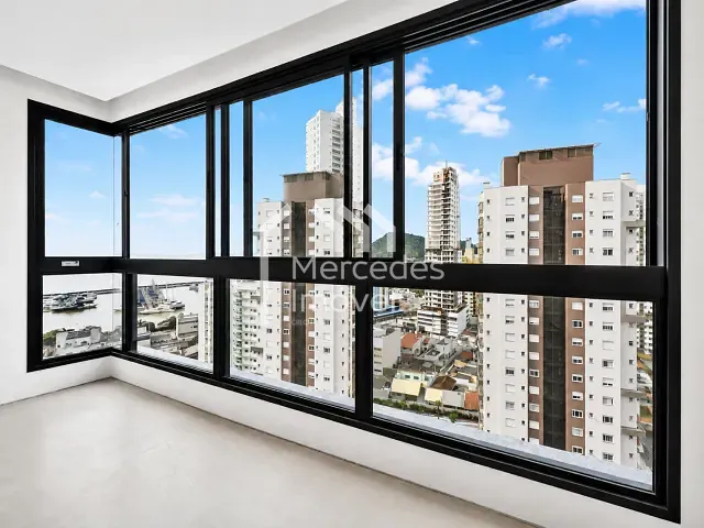 Apartamento 2 quartos e 2 banheiros, à venda, no bairro Fazenda em Itajaí