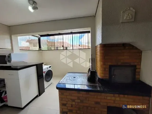 Apartamento 2 quartos e 1 banheiro, à venda, no bairro Cristo Redentor em Caxias do Sul