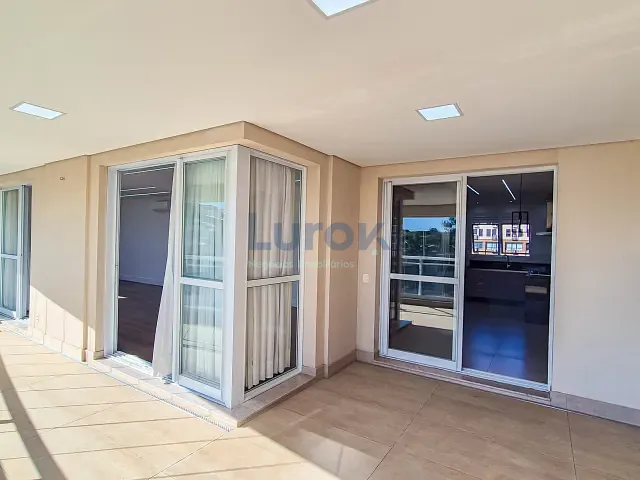 Apartamento 3 quartos e 4 banheiros, para alugar, no bairro Vila Embaré em Valinhos