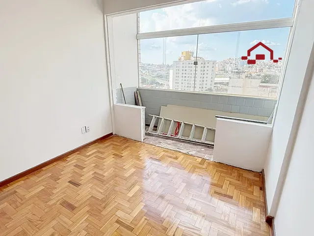 Apartamento 3 quartos e 2 banheiros, para alugar, no bairro Centro em Belo Horizonte