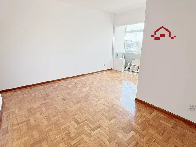 Apartamento 3 quartos e 2 banheiros, para alugar, no bairro Centro em Belo Horizonte