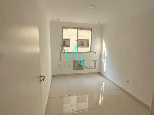 Apartamento 2 quartos e 1 banheiro, à venda, no bairro Campo Grande em Rio de Janeiro