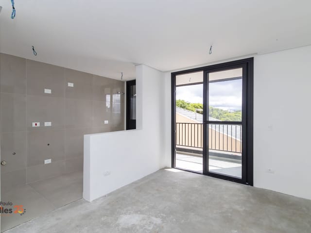 Apartamento 2 quartos e 2 banheiros, à venda, no bairro Água Verde em Curitiba