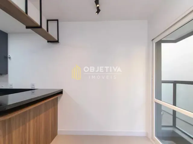 Apartamento 1 quarto e 1 banheiro, para alugar, no bairro Centro Histórico em Porto Alegre