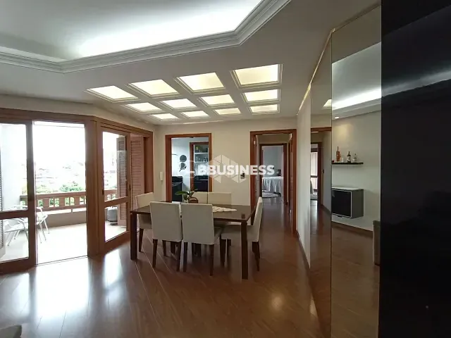 Apartamento 2 quartos e 2 banheiros, à venda, no bairro Pio X em Caxias do Sul